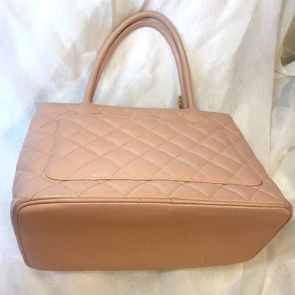 Chanel Caviar Leather Pink Medallion Bag - Picture 10 of 17
